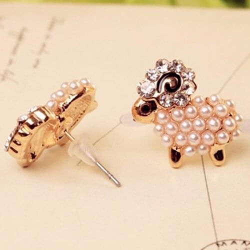 2021 New Listing Refinement Cute Earrings Pink Enamel Sheep Crystal Earrings Piercing Jewelry