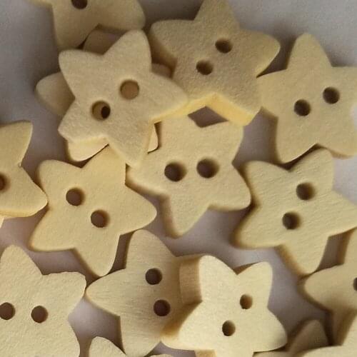 50PCs NEW Natural Wooden Buttons Cute Star Shape Scrapbooking DIY Craft Sewing Accessories 2 Holes DIY Clothing Accessories