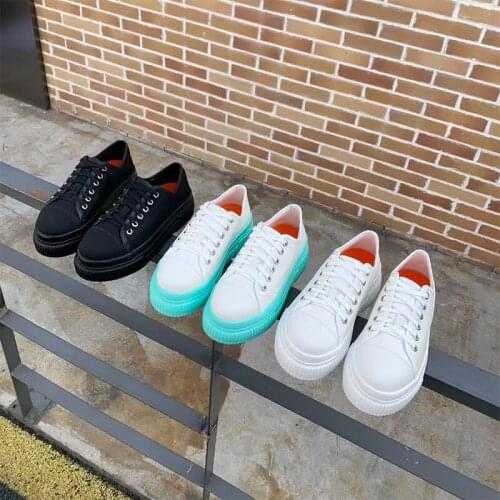 Korean Version Of The Thick-Soled Sponge Cake Canvas Shoes Spring 2021 New Leisure Sports All-Match Breathable Tneakers Tide