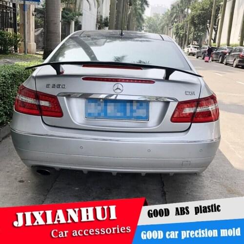 For Benz W212 Spoiler 2006-2018 Benz W212 COUPE E300 E320 E260 E63 Spoiler ABS Material Car Rear Wing Primer Color Rear Spoiler