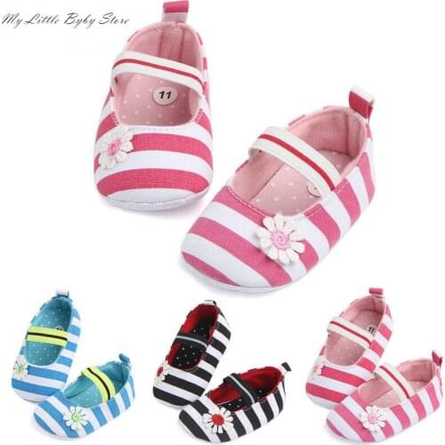 2020 New Fashion Newborn Infant Baby Girl Soft Crib Shoes Moccasin Prewalker Sole Shoes Striped Flower Casual First Walkers