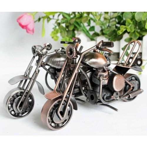 18*7*12cm Decoration Crafts Figurines Miniatures Metal Plating Chain Simulation Motorcycle Model Penholder Birthday Gift