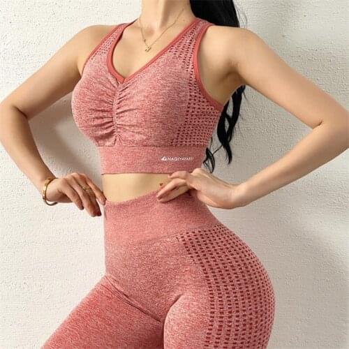Women Seamless Sports Bra Pleated design Yoga Bra Deep V-neck Fitness Bra Beauty back Running Top Gym Women Sports Underwear