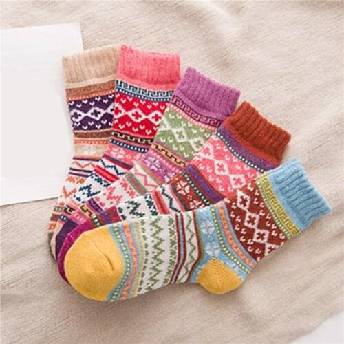 Winter Plus Thick Socks Ladies Heigh Quality Socks Women Stylish Prited Socks For Femme Clothing Accessories