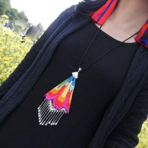 Fashionable summer and spring sweater chain womens Embroidery simple pendant national fashion Adjustable Necklace