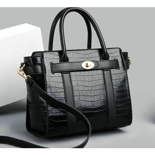 2021 New Fashion Middle-aged Ladies Large-capacity Patent Leather Crocodile Pattern One-shoulder Messenger Handbag