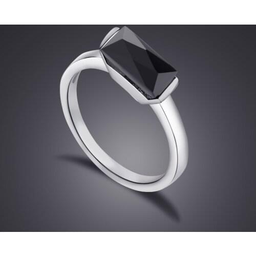 Fashion retro black crystal zircon ring 100% 925 sterling silver woman ring. Wholesale charm lady sterling silver jewelry
