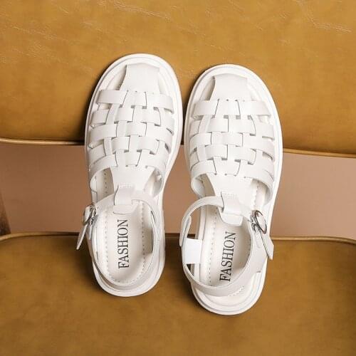 2021 New Summer Round Toe Retro Sandals Cow Leather Cut Outs Rome Female Shoes Buckle Slingback Women Med Heels Size35-40