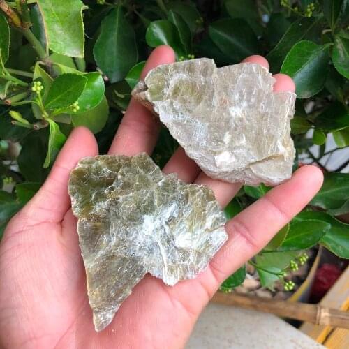 Original specimen of natural polychromatic gold mica crystal