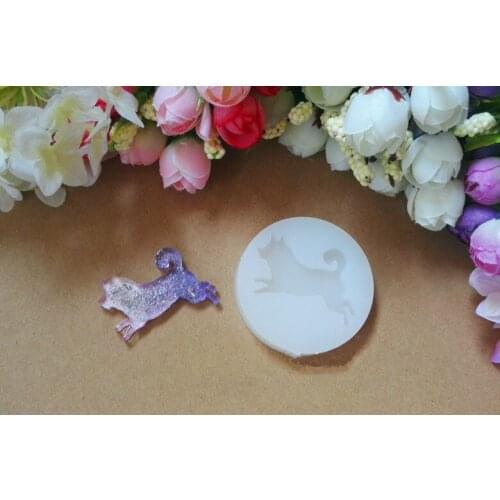 1pcs Transparent Silicone Mould Resin Decorative Craft DIY Runned dog Type epoxy resin molds for jewelry making