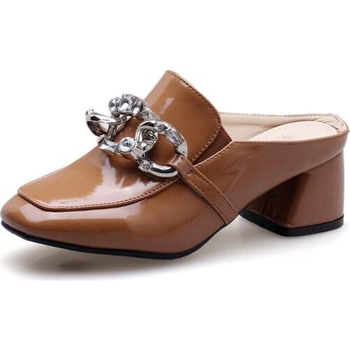 2018 spring and summer new baotou semi-tow worn outside the size code 32-46 square head Baotou sandals 18312