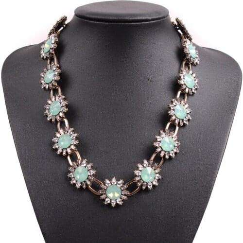 2021 New Fashion Necklace Collar Necklaces & Pendants Choker Collar Statement Trendy Crystal Pendant Necklace for Women Jewelry