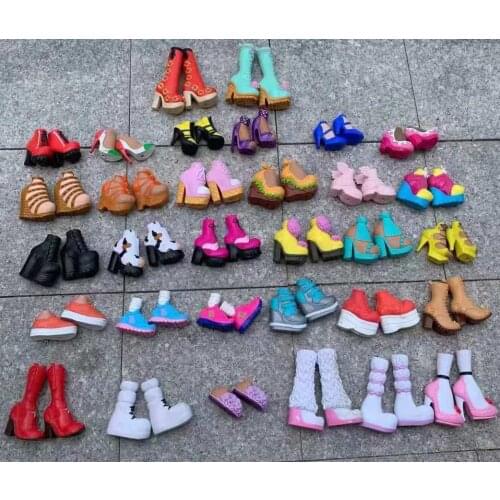 Shoes for bratz doll dressing up and changing multi-joint Bratz doll change makeup doll gift