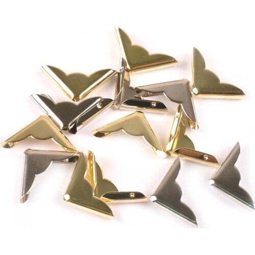 50pcs Golden/silver Metal Book Corners Protectors For Photo Albums Menus Folders DIY Scrapbooking Decorations 22x22x4mm C2092