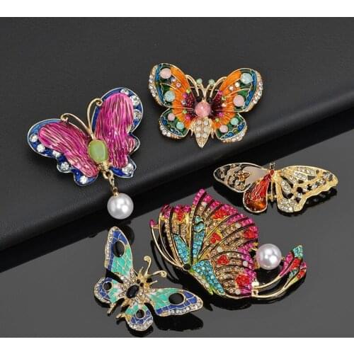 YADA Rhinestone Butterfly Pins&Brooches for Women Men Clothes Scarf buckle collar jewelry pins Charm Butterfly Brooches BH200045