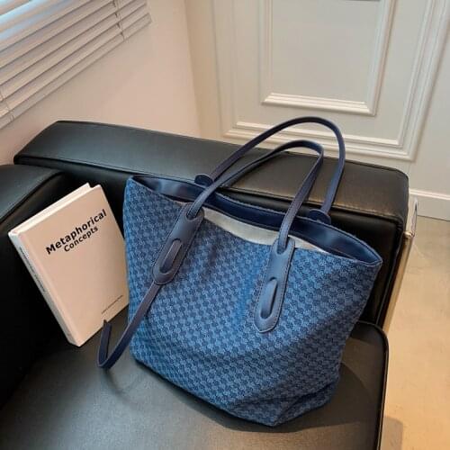 Cloth Shoulder Bags for Women Classic Letters And Plaid Packages Large Capacity Canvas Totes Elegant Luxurious Handbags