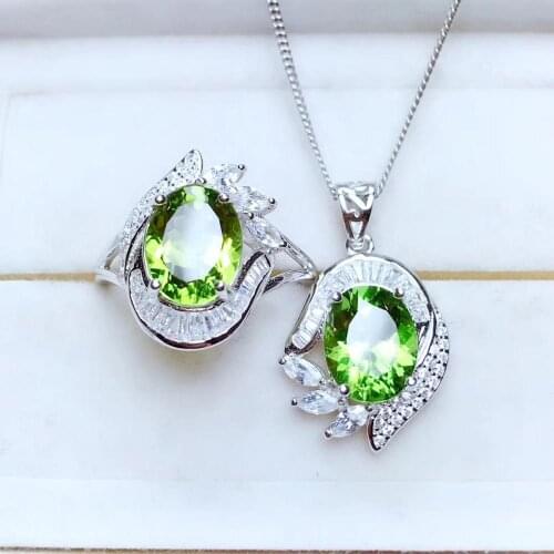 Natural green peridot Ring Pendant Natural olivine Jewelry Set 925 Silver Luxurious personality Women party gift Jewelry Set