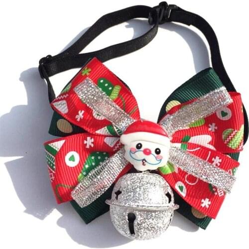 Christmas Dog Cat Bowknot Decor Adjustable Collars Bells leash et Dogs Neckerchief Saliva Towel Necklace Grooming Accessories