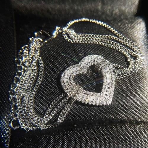 Korean Style Fashion Jewelry Multi Layer Chain Design Heart Bracelet With Shiny Zircon Womens Wedding Party Dainty Accessories