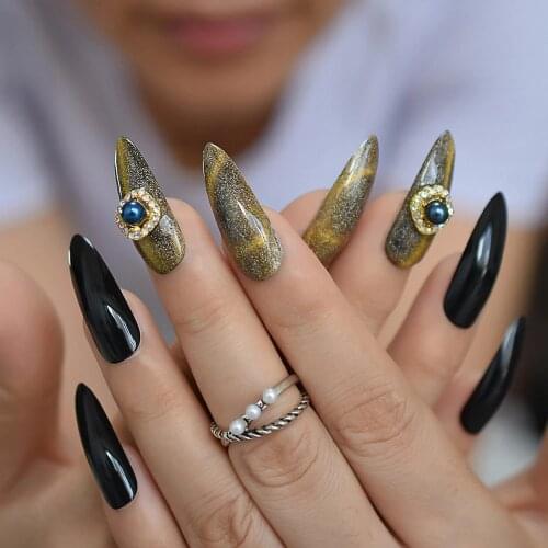 3D Diamond Fake Nails Extra Long Point Cat Eye Effect Polish UV Gel Nail Galaxy Shimmer Stiletto Faux Ongles with Adhesive