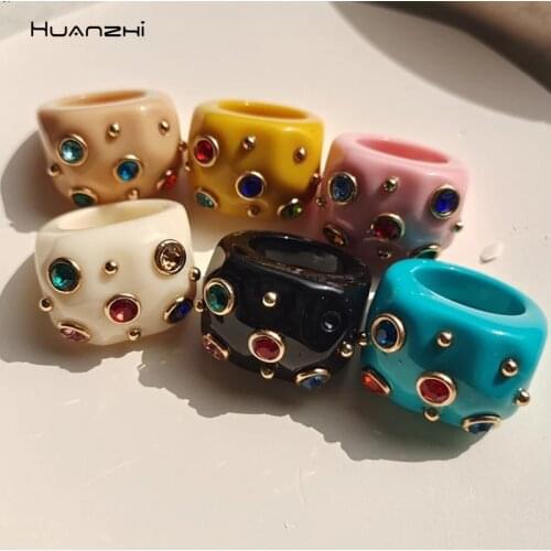 HUANZHI 2021 New Colorful Rhinestone Zircon Resin Acrylic Geometry Rings for Women Girls Travel Jewelry Gifts