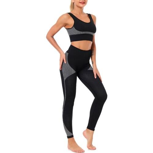Womens Tight Sports Bra + Slim Yoga Pants Seamless Striped Yoga Suit 2piece Set Running Tracksuit And Field Sportswear Clothing
