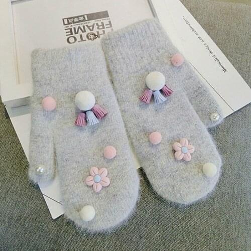 New Korean gray gloves girl wool flower warm knitted women spring winter gloves thick mittens