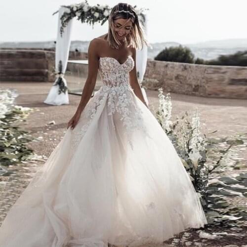 Boho Wedding Dress 2021 Vestido De Novia Sweetheart A Line Court Train Strapless Bride Dresses 3D Appliqued Beaded Princess Robe