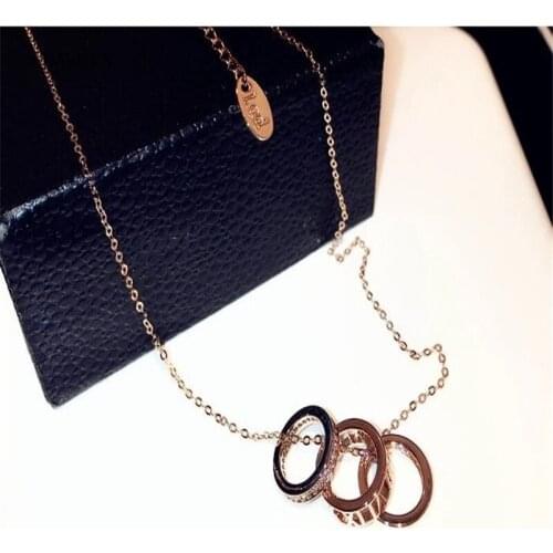 Exquisite Rhinestone Circles Necklaces Fashion Crystal Roman Numerals Pendant Short Necklace Womens Jewelry Gift