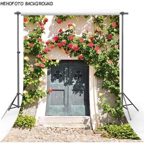 Vinyl Photo Backdrop Wedding Red Flowers Blue Wood Door Photography Background for Kids Outdoor Nature Scenic Pictures Props
