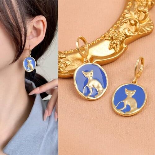 Funny Cute Metal Hoop Oval Cat Pendant Drop Earrings for Women Girls Teens Korean Fashion Kitten Earrings 2021 Trend New Arrival