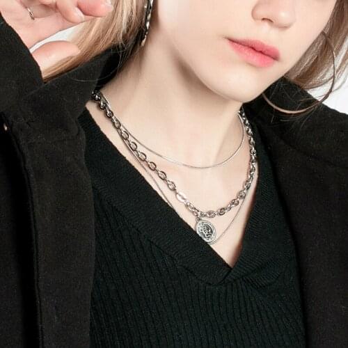 Vintage Multilayer Round Matel Pendant Necklace Women Gold Color Personal Choker Necklaces Jewelry Beads New