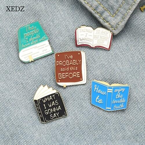 XEDZ Cartoon Childrens Funny Library Books Enamel Brooch Fashion Reading Clothing Decoration Badge Gift