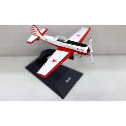 Soviet yak Yak 50 fighter old-fashioned trainer alloy simulation model 1/94 ornaments classic