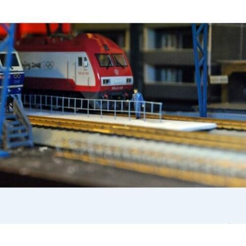 2018 new 10pcs/lot Guardrail train model 1 87HO architectural scene sand table railway around the original brand match