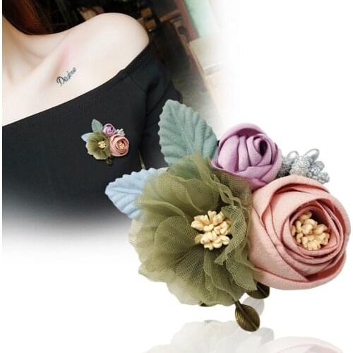 Handmage fabric Flowers Brooch Fashion Corsage Simple Lapel Pin Luxury Snow Yarn Temperament Cardigan Jewelry Women Accessories