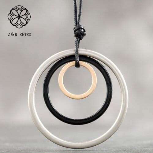 Vintage Round Pendant & Necklaces Retro Jewelry For Man Women 2021 Circle Rope Pendant Neck Decoration Big Necklaces For Friends