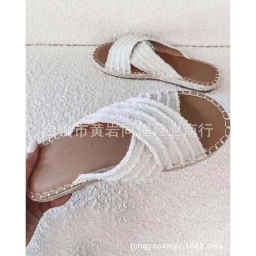 2021 Summer New Flat Bottom Open Toe Tassel Large Size Sandals Womens Flat Bottom Cross Slippers Womens Shoes