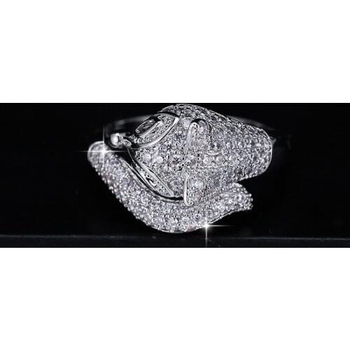 Cute Female White Crystal Fox Ring Classic Silver Color Animal Wedding Rings For Trendy Bridal Zircon Thin Engagement Ring