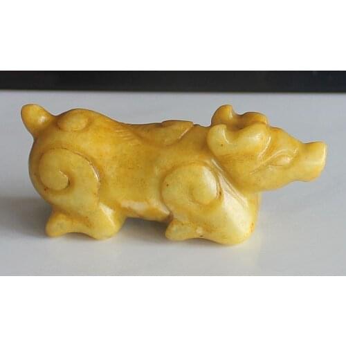 Carved Chinese old jade animal figurine statue