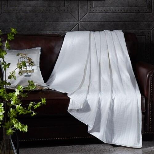 High Grade Autumn Winter Silk Blanket 100% Long Mulberry Silk Filled Quilt Handmade Stain 100% Cotton Fabric Cover Bed Comforter