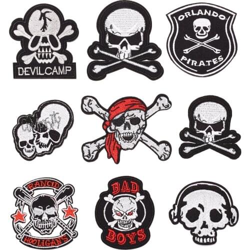 Pirates Skull Embroidery Patches Iron on Patch Label Sew-on Embroidered Appliques Thermo Stickers DIY Clothing Sewing Patterns