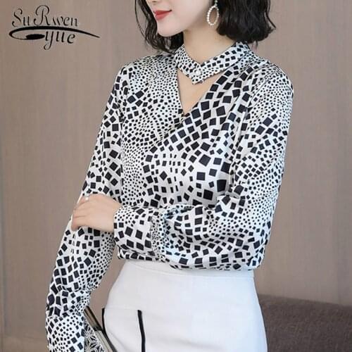 Fashion Leopard Women Tops and Blouses 2020 Spring Style Women Shirts V-Neck Feamle Long Sleeve Top Plus Size Tops 4XL 7182 50