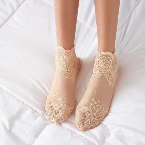 Women Sweet Style Harajuku Ladies Girls Vintage Girl Hollow Retro Cute Lace Short Sock Transparent Ankle Socks Feminino #W3