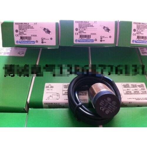 NEW in box Schneider XS230BLNAL2C #exp