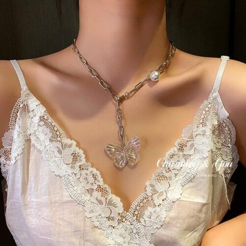 Beautiful Ggorgeous Acrylic Butterfly Pearl Necklace For Women Fashion Party Decoration 2021 Trendy New Jewelry Accessories