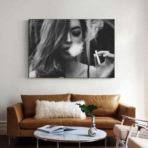 Retro Black And White Smoking Woman Picture Print Home Art Wall Decoration Frameless Canvas Poster Wall Painting Decoration