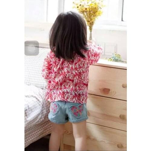 New Arrival Summer Baby Girls Fashion Denim Shorts Girls Flower- embroidery Shorts Kids Summer Denim Shorts