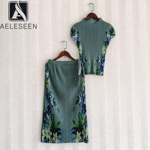 AELESEEN Runway Fashion 2 Pieces Sets Women Summer Sleeveless Split T-Shirt +Long Skirt Flower Print Pleated Casual Sets