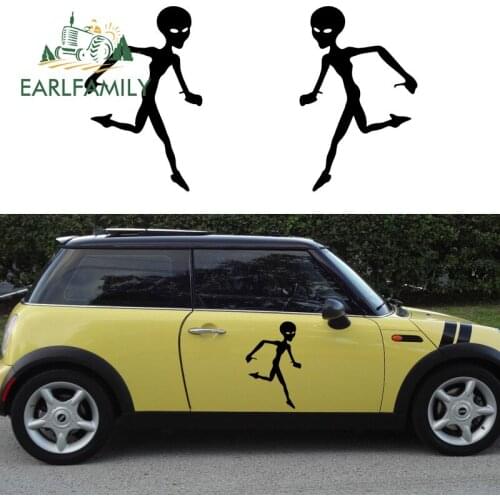 EARLFAMILY 2x Classic Cute Alien Runs Fine Art of Silhouette Funny Car Stickers Truck RV Door Side Window Vinyl Decal